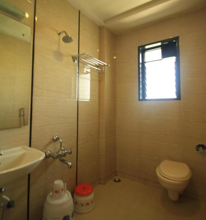 שירדי Hotel Sai Smaran חדר תמונה