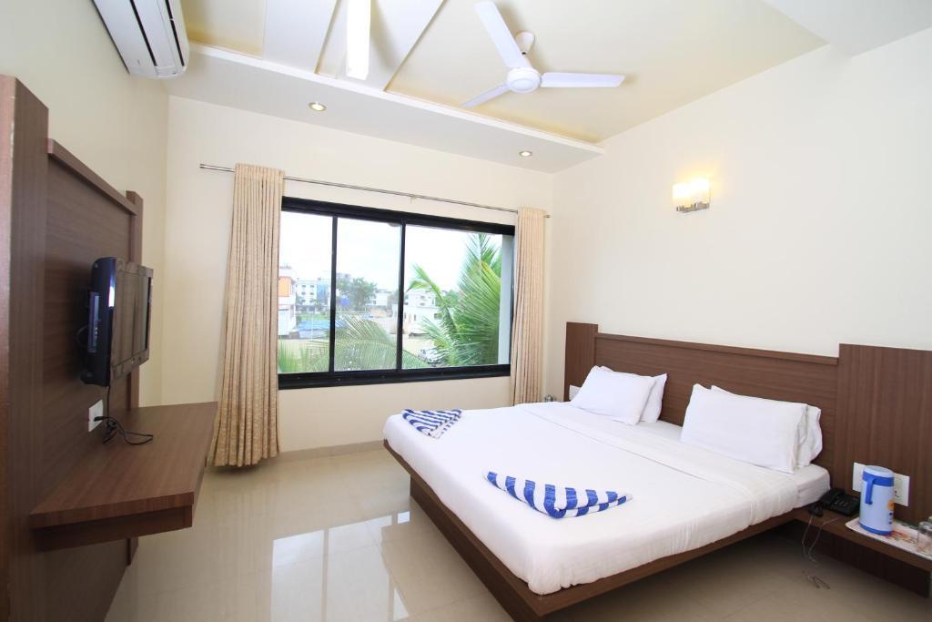 שירדי Hotel Sai Smaran חדר תמונה