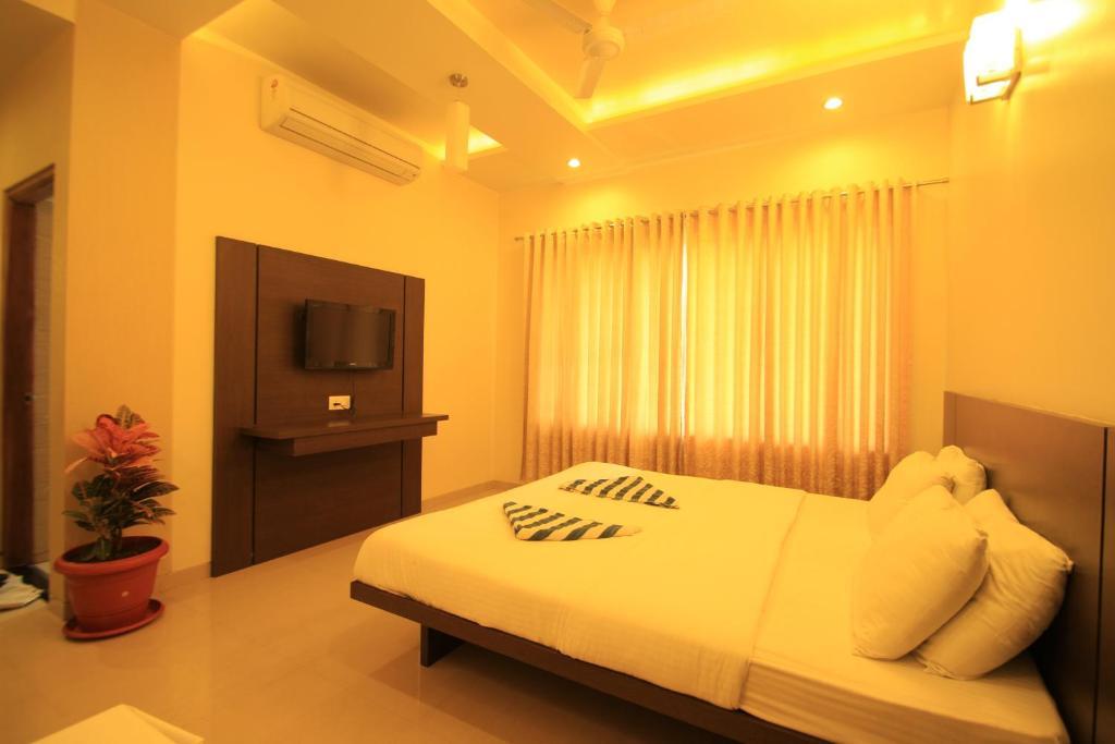 שירדי Hotel Sai Smaran חדר תמונה