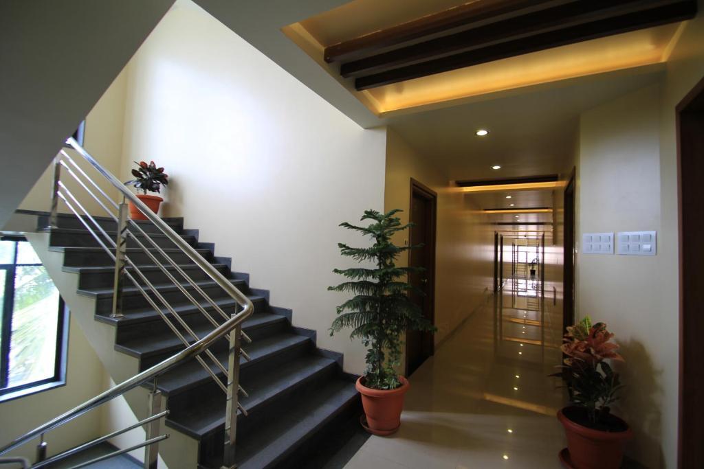 שירדי Hotel Sai Smaran מראה חיצוני תמונה